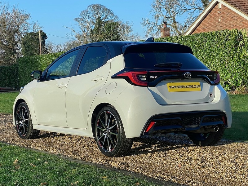 Used Toyota Yaris 2022 for sale - 76853361: Photo 10