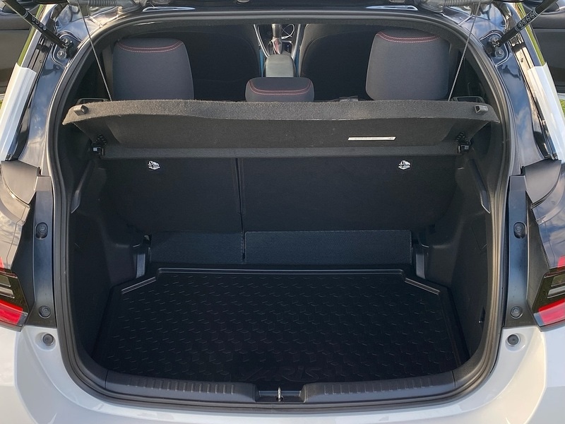 Used Toyota Yaris 2022 for sale - 76853361: Photo 36