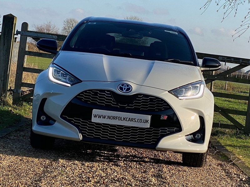 Used Toyota Yaris 2022 for sale - 76853361: Photo 7