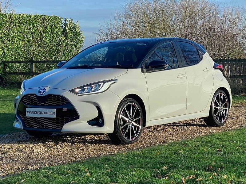 Used Toyota Yaris 2022 for sale - 76853361: Photo 8