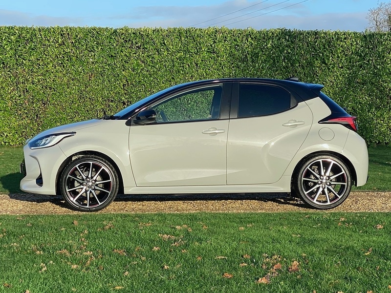 Used Toyota Yaris 2022 for sale - 76853361: Photo 9