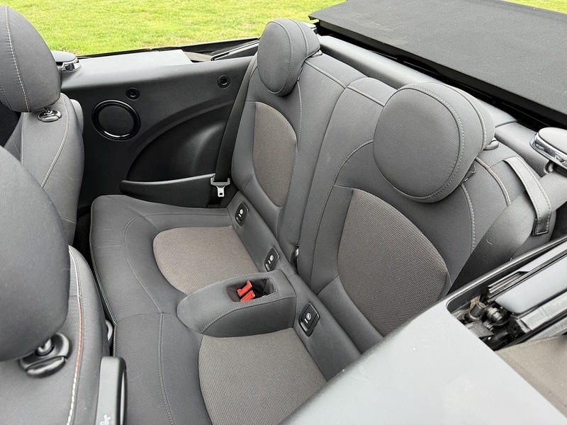 Used MINI Convertible 2017 for sale - 76637905: Photo 21