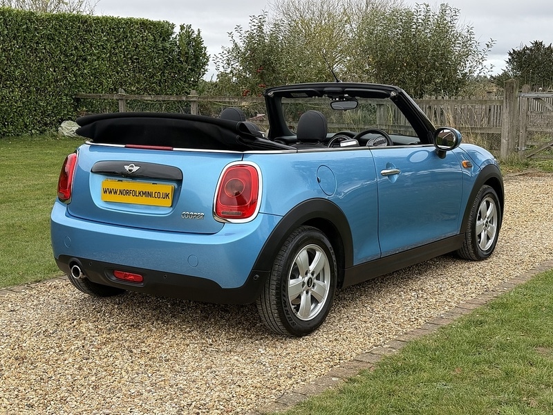 Used MINI Convertible 2017 for sale - 76637905: Photo 6
