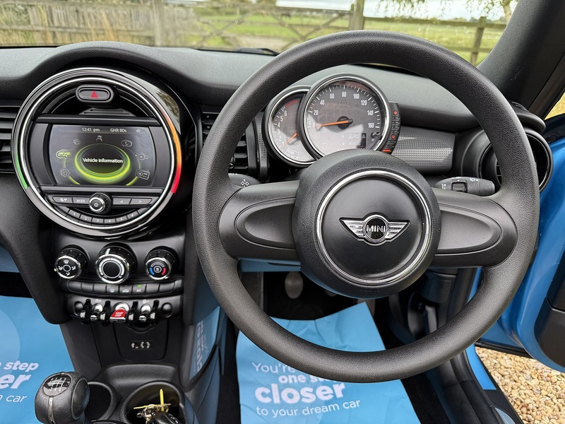 Used MINI Convertible 2017 for sale - 76637905: Photo 8