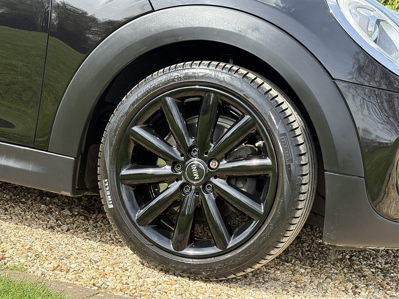 Used MINI Hatch 2018 for sale - 78201332: Photo 19