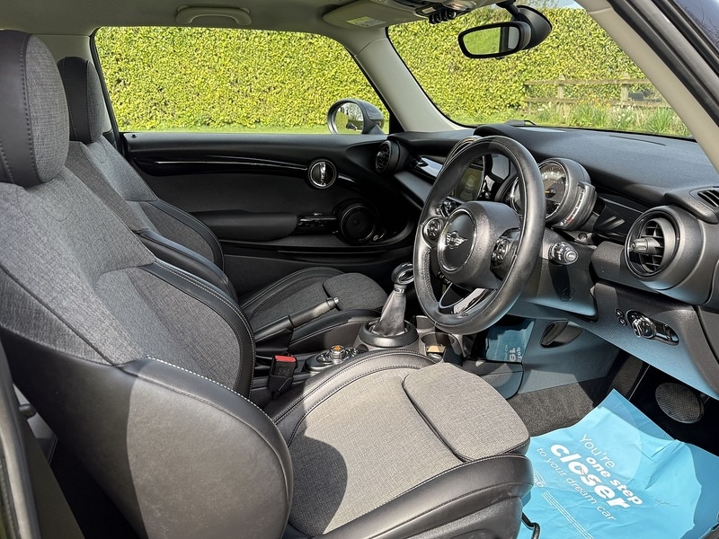 Used MINI Hatch 2018 for sale - 78201332: Photo 23