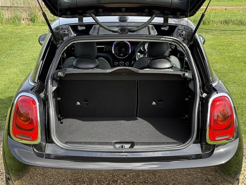 Used MINI Hatch 2018 for sale - 78201332: Photo 38