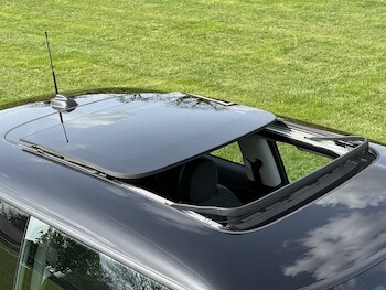 Used MINI Hatch 2018 for sale - 78201332: Photo