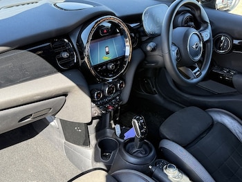 Used MINI Hatch 2022 for sale - 78710374: Photo