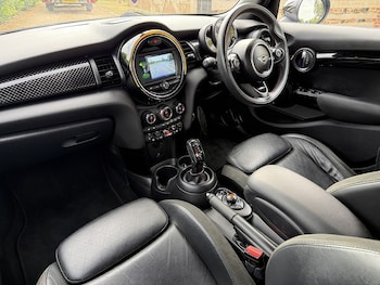 Used MINI Hatch 2019 for sale - 79542485: Photo