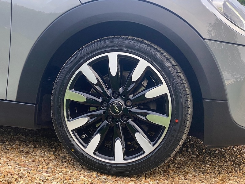 Used MINI Hatch 2018 for sale - 76637903: Photo 18