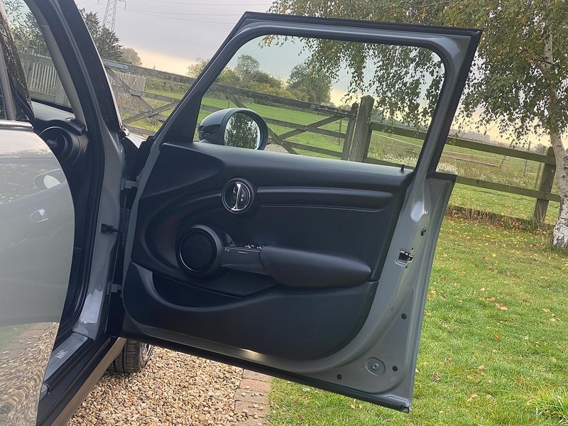 Used MINI Hatch 2018 for sale - 76637903: Photo 24