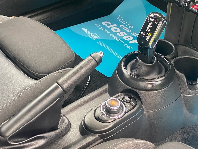 Used MINI Hatch 2018 for sale - 76637903: Photo 30