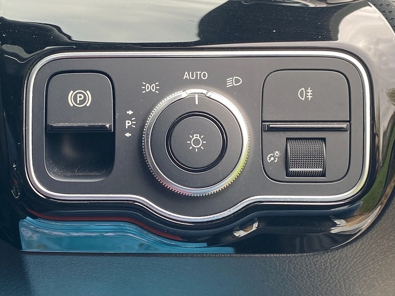 Used Mercedes-Benz A-Class 2021 for sale - 77742435: Photo 47