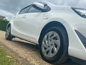 Used Toyota Aqua 2019 for sale - 79806746: Photo