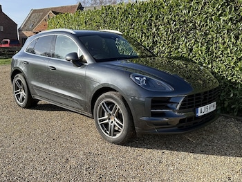 Used Porsche Macan 2019 for sale - 77605207: Photo