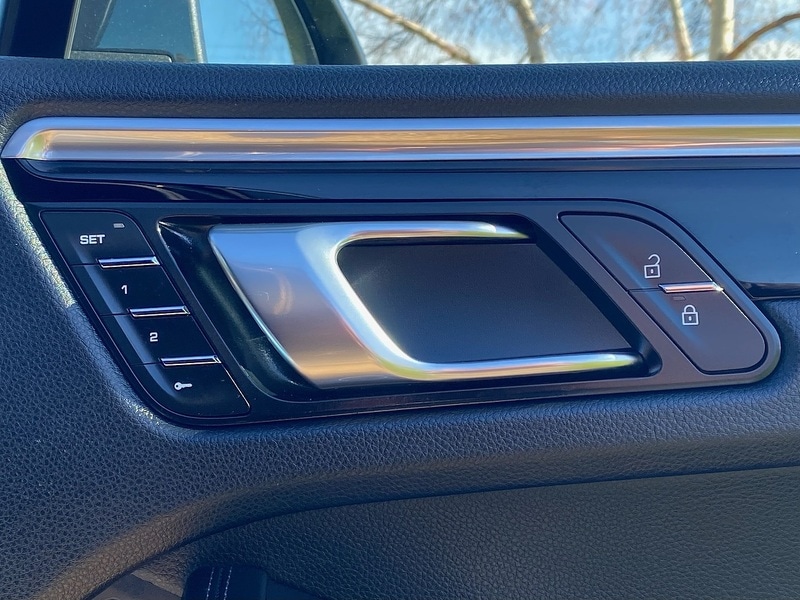 Used Porsche Macan 2019 for sale - 77605207: Photo 28