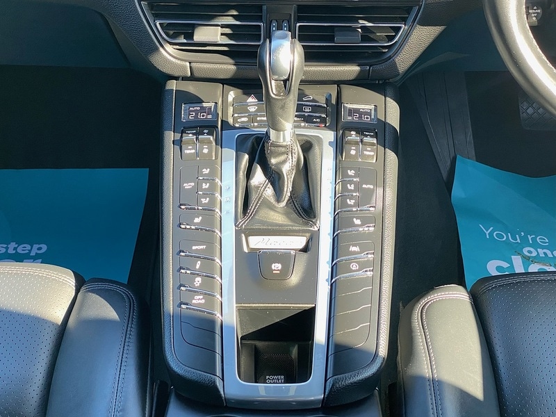 Used Porsche Macan 2019 for sale - 77605207: Photo 37