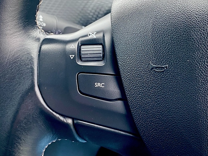 Used Peugeot 2008 2018 for sale - 77303207: Photo 27