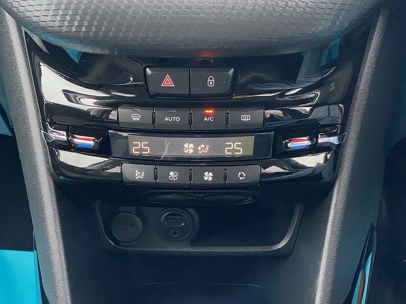 Used Peugeot 2008 2018 for sale - 77303207: Photo 28