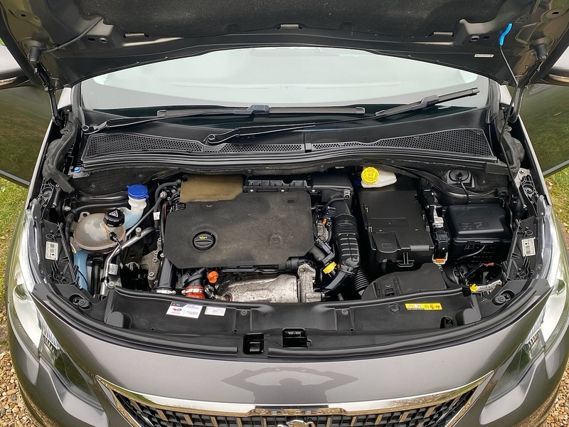 Used Peugeot 2008 2018 for sale - 77303207: Photo 40