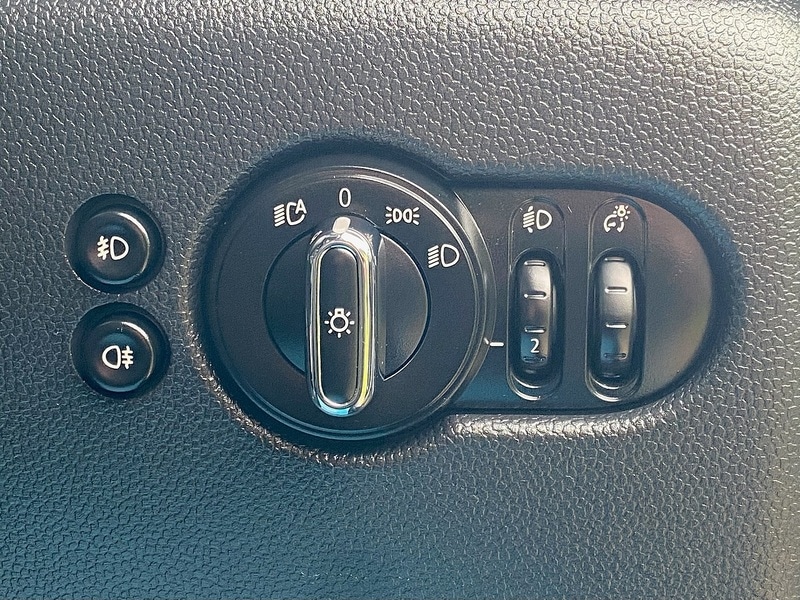 Used MINI Hatch 2020 for sale - 76637898: Photo 28