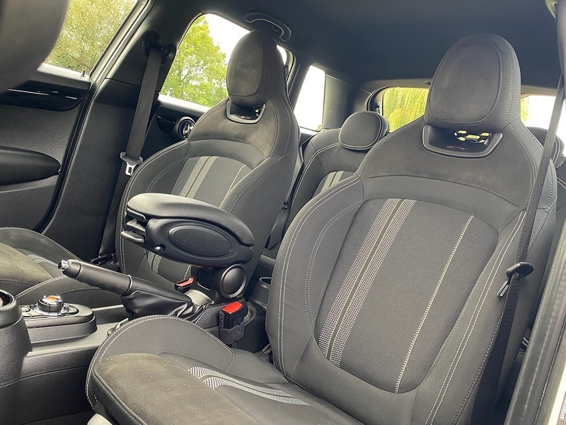 Used MINI Hatch 2020 for sale - 76637898: Photo 3