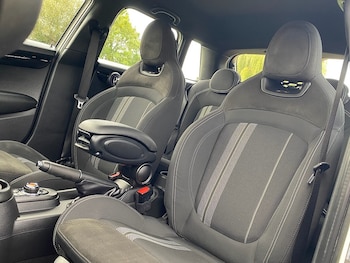 Used MINI Hatch 2020 for sale - 76637898: Photo