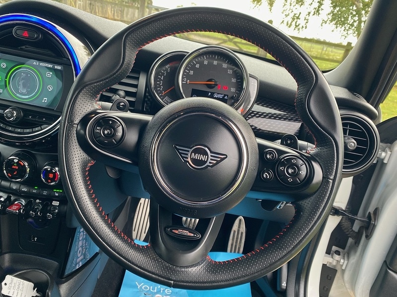 Used MINI Hatch 2020 for sale - 76637898: Photo 9