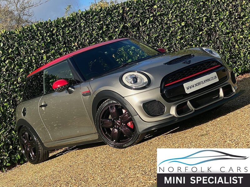 Used MINI Hatch 2017 for sale - 76934910: Photo 1