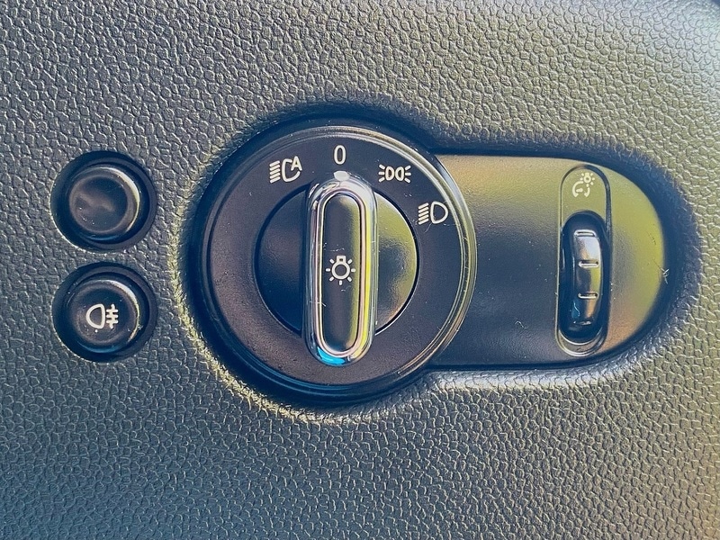 Used MINI Hatch 2017 for sale - 76934910: Photo 28