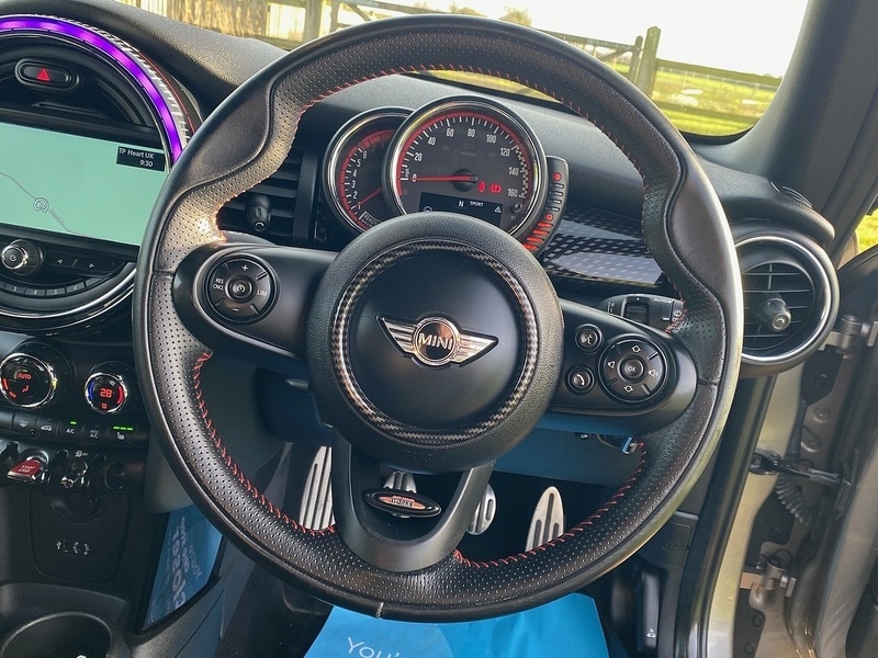 Used MINI Hatch 2017 for sale - 76934910: Photo 9