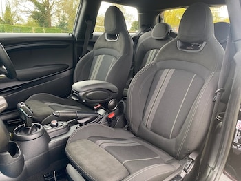 Used MINI Hatch 2019 for sale - 78062022: Photo