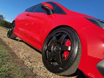 Used Ford Fiesta 2018 for sale - 77584099: Photo