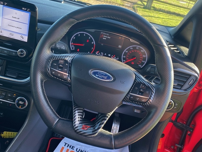 Used Ford Fiesta 2018 for sale - 77584099: Photo 32