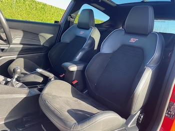 Used Ford Fiesta 2018 for sale - 77584099: Photo