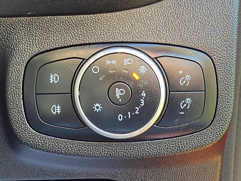 Used Ford Fiesta 2018 for sale - 77584099: Photo 44