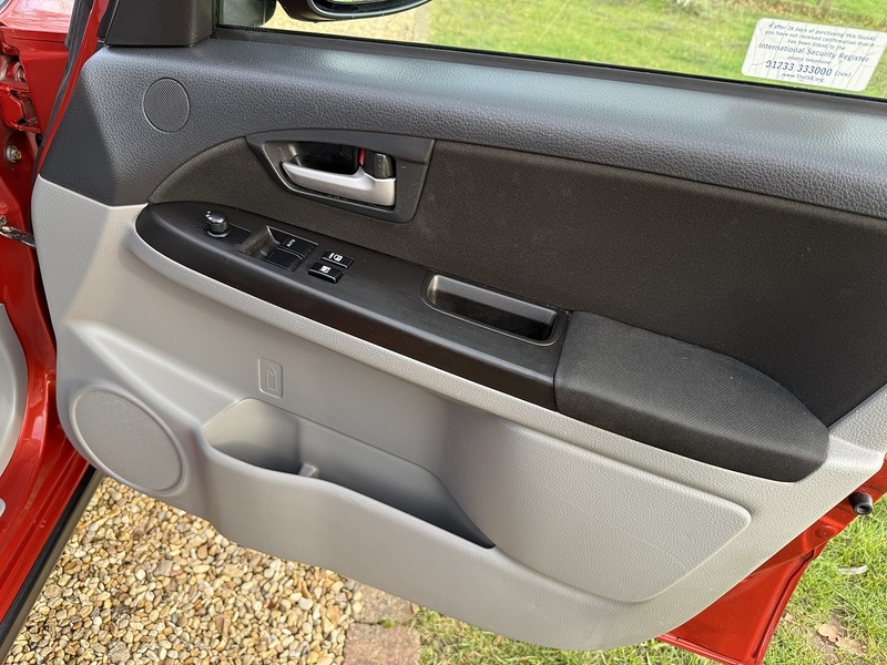 Used Suzuki SX4 2011 for sale - 76637888: Photo 14