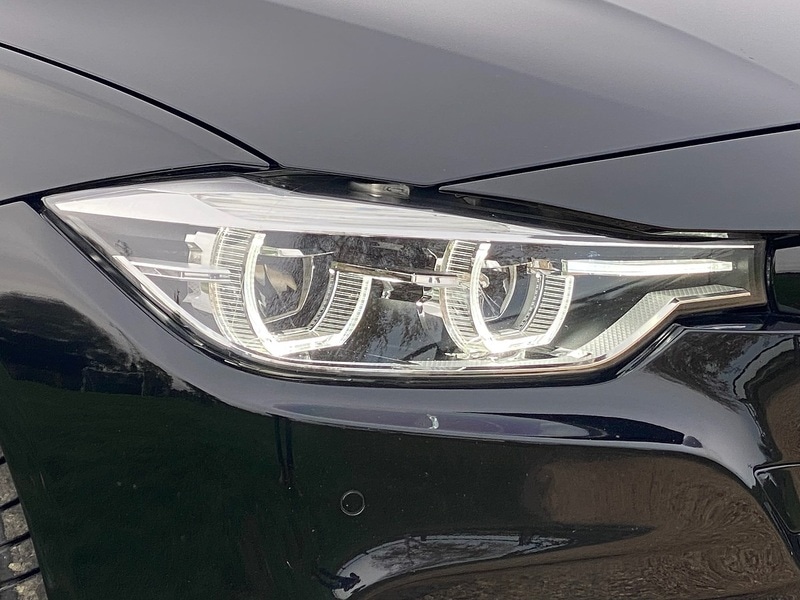 Used BMW 3 Series 2017 for sale - 76637895: Photo 11