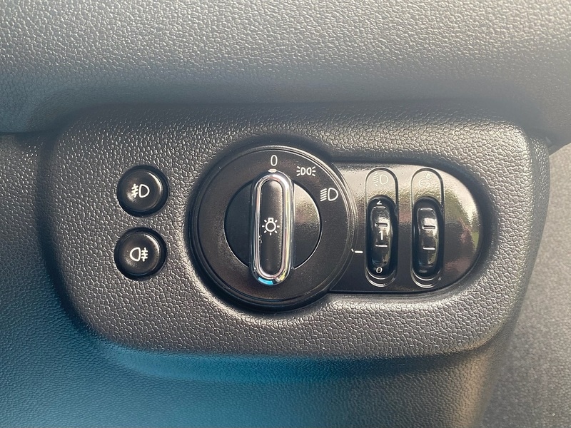 Used MINI Clubman 2019 for sale - 76637896: Photo 32