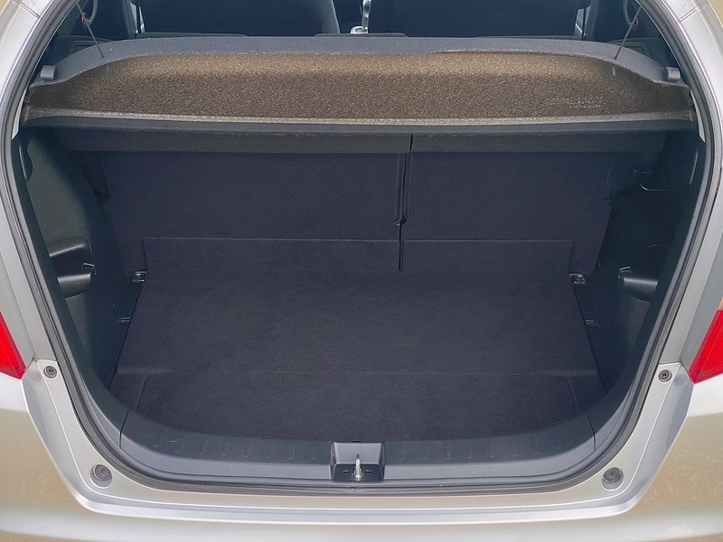 Used Honda Jazz 2010 for sale - 76637887: Photo 15