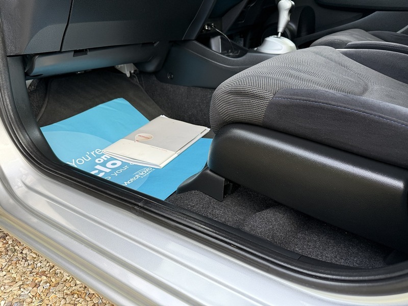 Used Honda Jazz 2010 for sale - 76637887: Photo 18