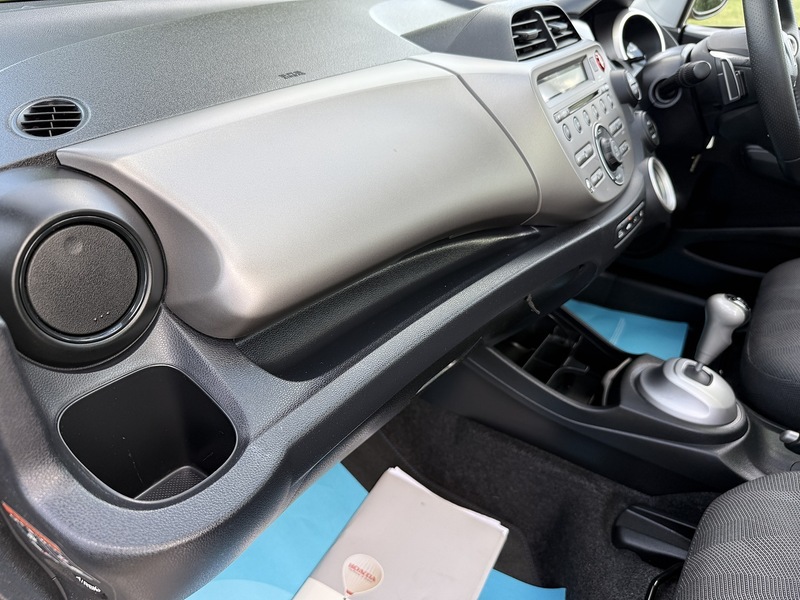 Used Honda Jazz 2010 for sale - 76637887: Photo 29