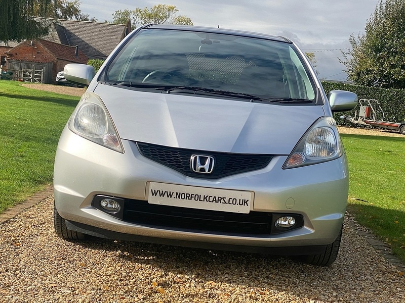 Used Honda Jazz 2010 for sale - 76637887: Photo 5