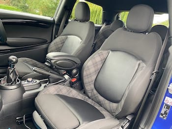 Used MINI Hatch 2018 for sale - 79724120: Photo