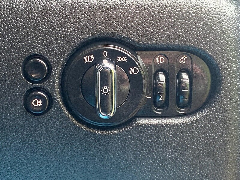 Used MINI Hatch 2021 for sale - 76736448: Photo 37