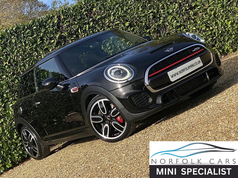 Used MINI Hatch 2018 for sale - 76637889: Photo 1