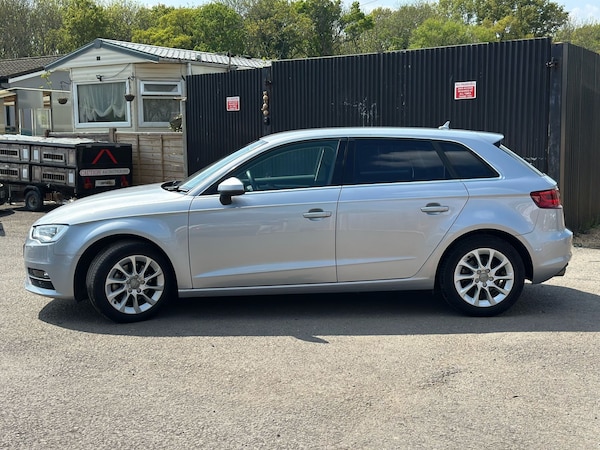 Used Audi A3 2014 for sale - 74840508: Photo 5