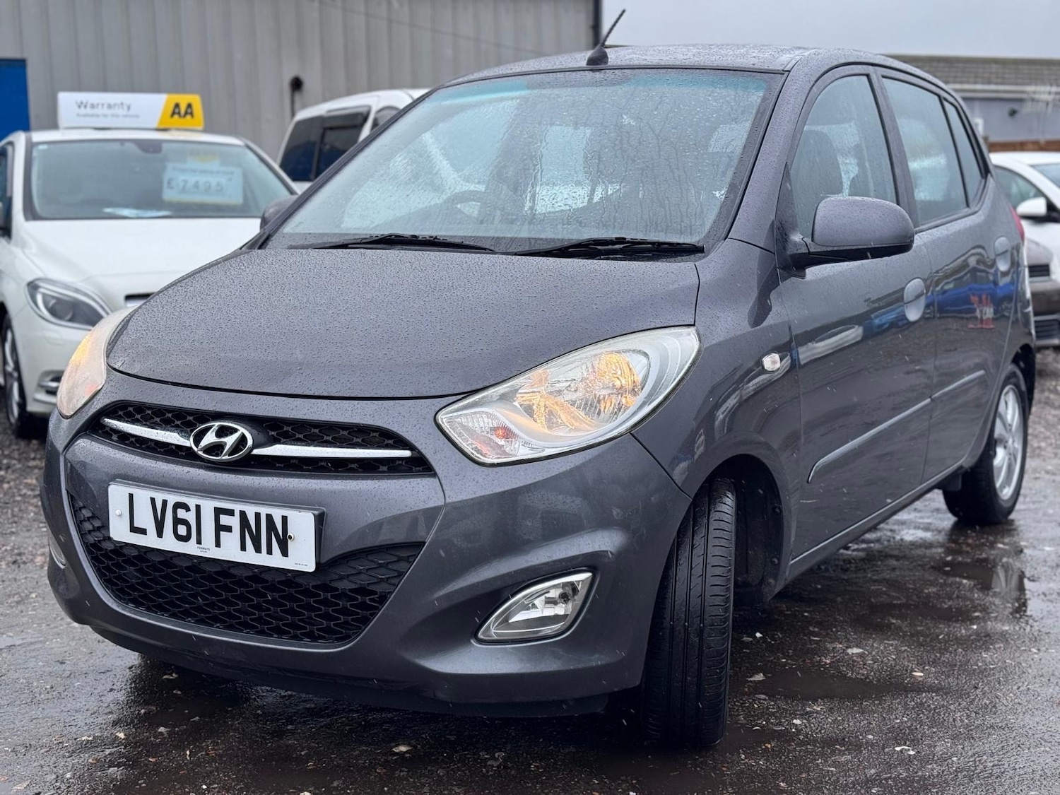 Used Hyundai i10 2011 for sale - 77476727: Photo 6
