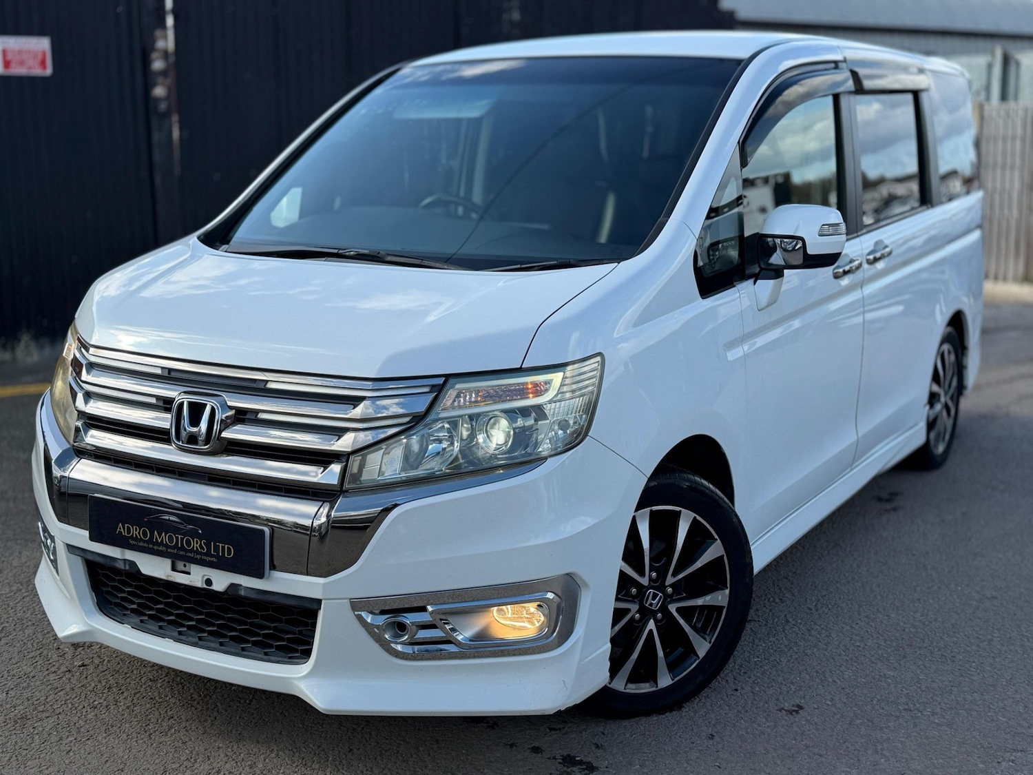 Used Honda Stepwagon 2012 for sale - 77864940: Photo 13